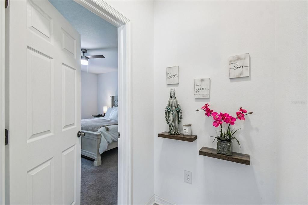 En Venta: $375,000 (4 camas, 2 baños, 1924 Pies cuadrados)