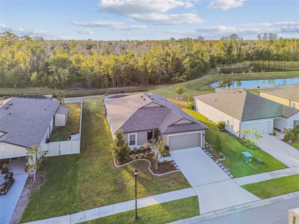 En Venta: $375,000 (4 camas, 2 baños, 1924 Pies cuadrados)