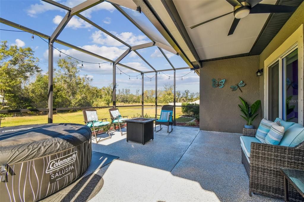 En Venta: $375,000 (4 camas, 2 baños, 1924 Pies cuadrados)