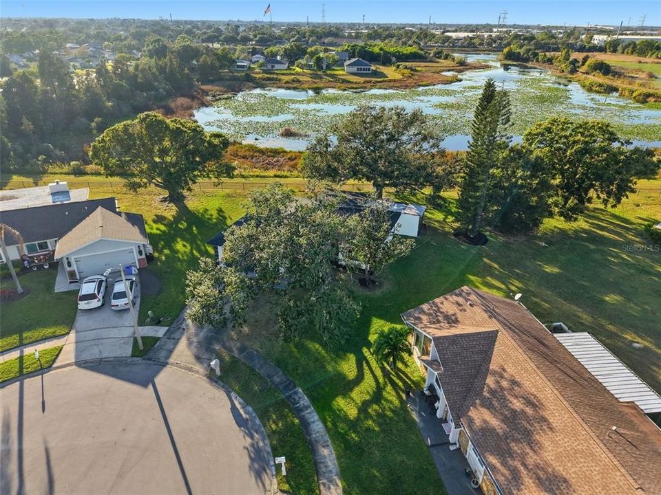 待售: $379,000 (2 贝兹, 2 浴室, 1228 平方英尺)