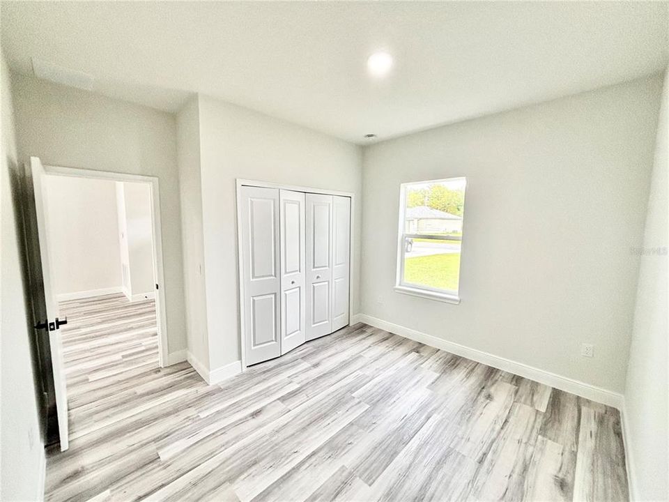 For Sale: $295,000 (4 beds, 2 baths, 1833 Square Feet)