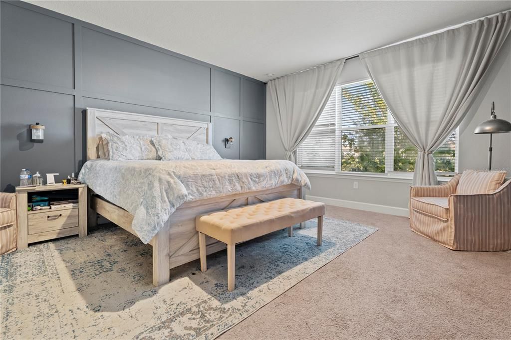 For Sale: $550,000 (4 beds, 4 baths, 2920 Square Feet)