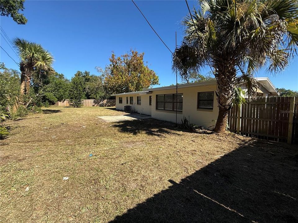 待售: $285,000 (3 贝兹, 2 浴室, 1184 平方英尺)