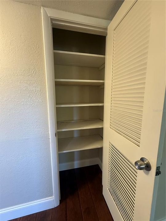 待售: $285,000 (3 贝兹, 2 浴室, 1184 平方英尺)