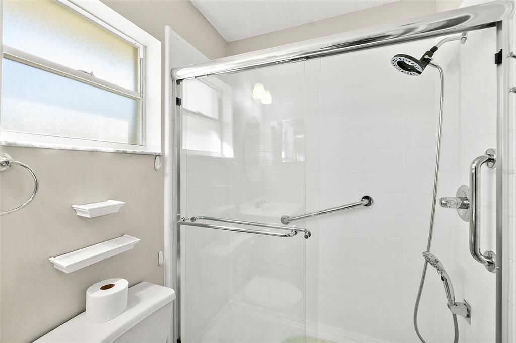 For Sale: $269,900 (3 beds, 2 baths, 1116 Square Feet)