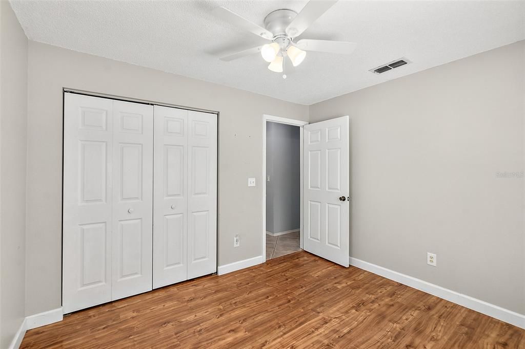 For Sale: $269,900 (3 beds, 2 baths, 1116 Square Feet)