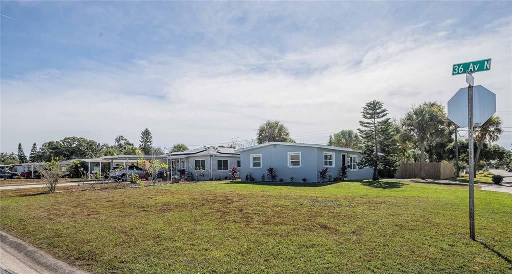 For Sale: $424,999 (3 beds, 2 baths, 1249 Square Feet)