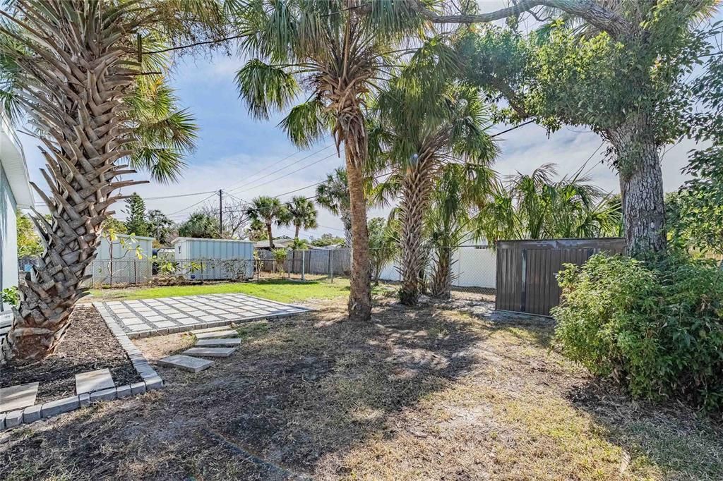 For Sale: $424,999 (3 beds, 2 baths, 1249 Square Feet)