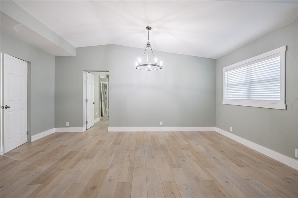 For Sale: $424,999 (3 beds, 2 baths, 1249 Square Feet)