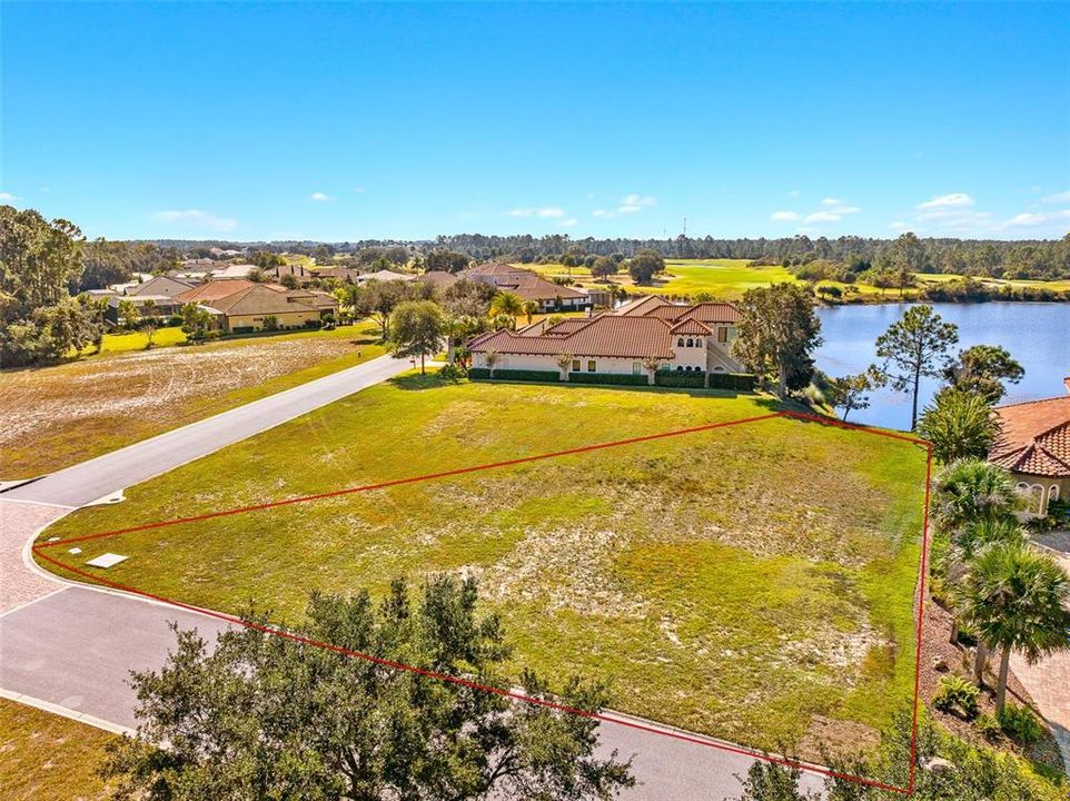 На продажу: $320,000 (0.34 acres)