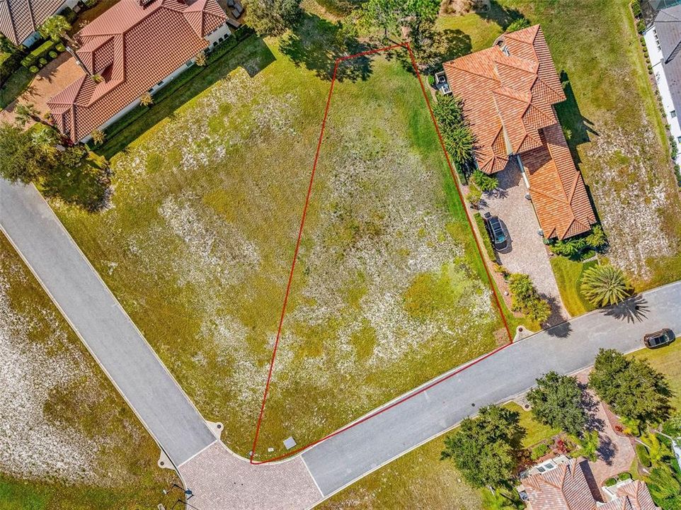 На продажу: $320,000 (0.34 acres)