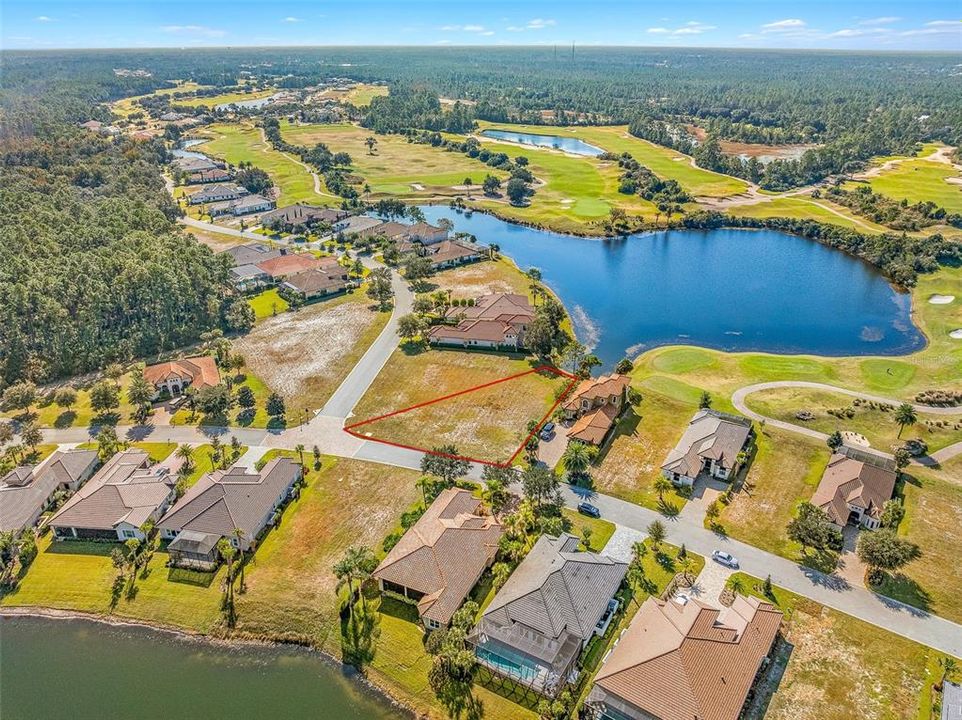 На продажу: $320,000 (0.34 acres)