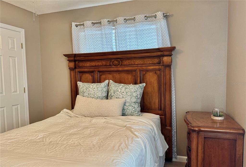 На продажу: $264,000 (3 спален, 2 ванн, 1262 Квадратных фут)