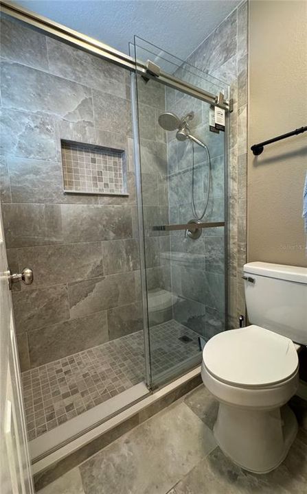 На продажу: $264,000 (3 спален, 2 ванн, 1262 Квадратных фут)