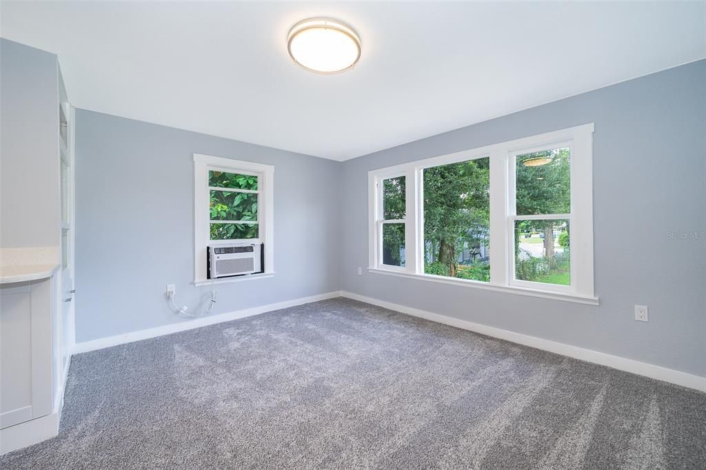 For Sale: $699,900 (4 beds, 0 baths, 1889 Square Feet)