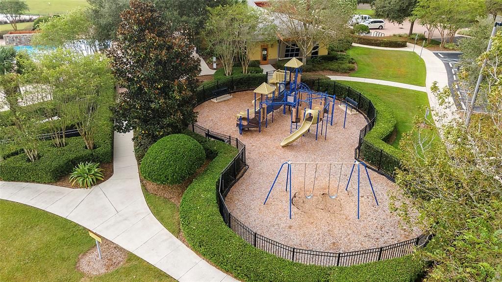 待售: $299,900 (2 贝兹, 2 浴室, 1596 平方英尺)