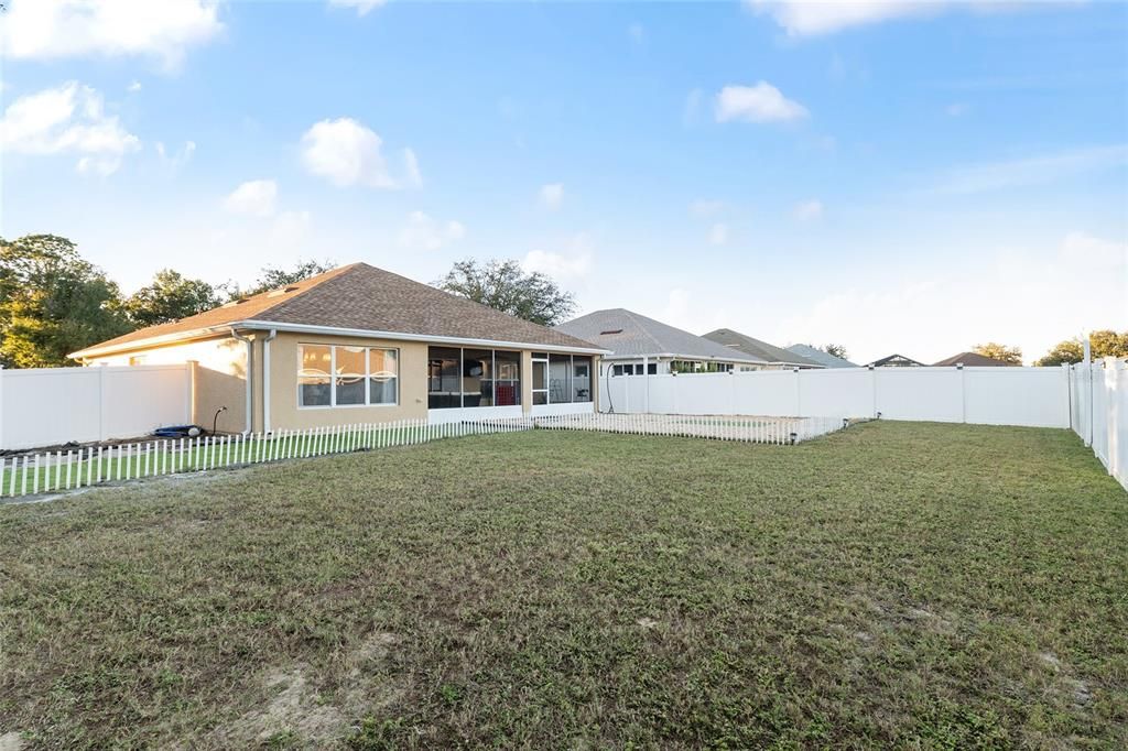 待售: $299,900 (2 贝兹, 2 浴室, 1596 平方英尺)