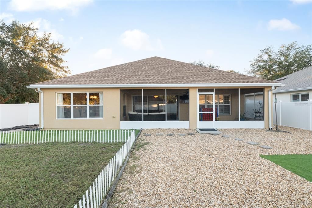 待售: $299,900 (2 贝兹, 2 浴室, 1596 平方英尺)