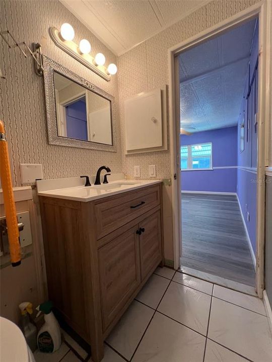 待售: $150,000 (2 贝兹, 2 浴室, 1232 平方英尺)