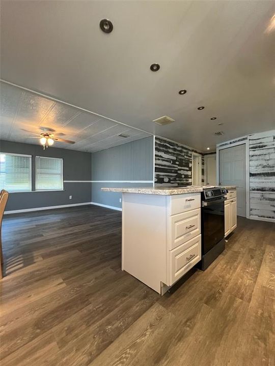 待售: $150,000 (2 贝兹, 2 浴室, 1232 平方英尺)