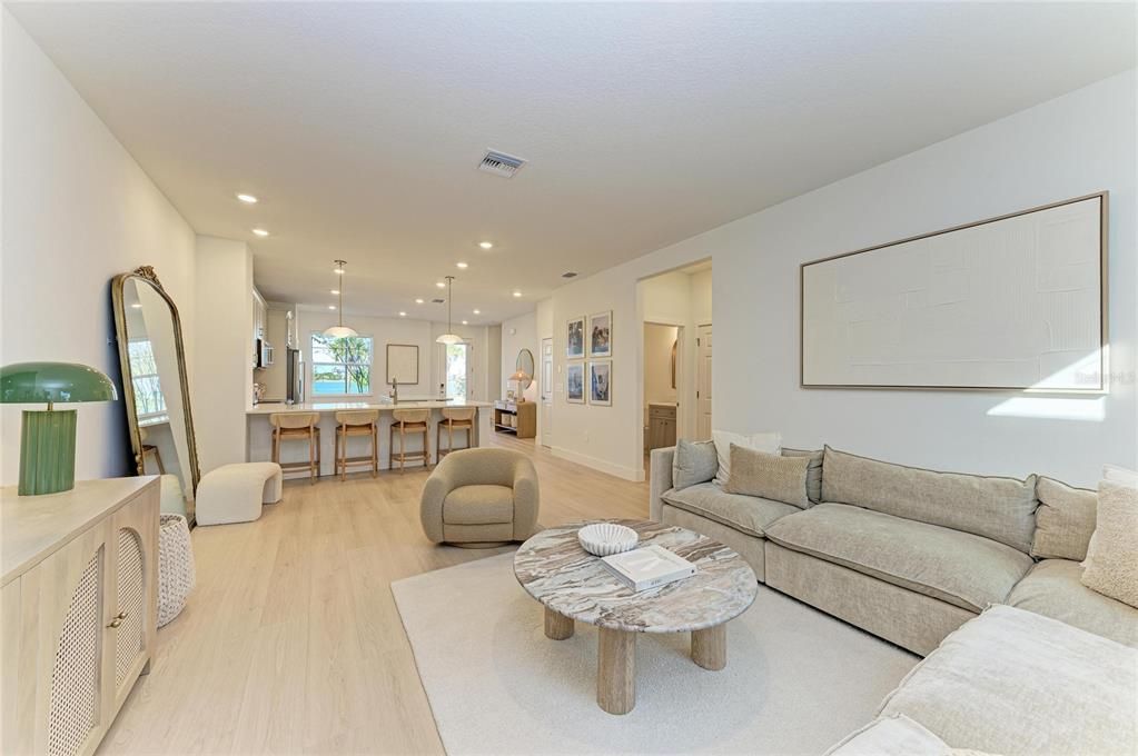 待售: $550,000 (3 贝兹, 2 浴室, 1776 平方英尺)