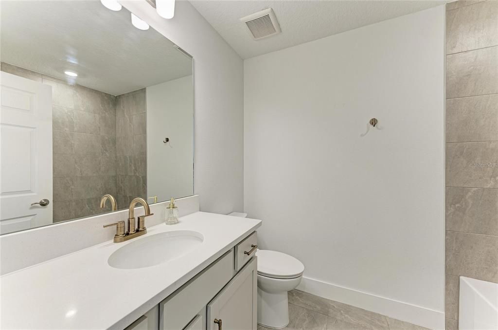 待售: $550,000 (3 贝兹, 2 浴室, 1776 平方英尺)