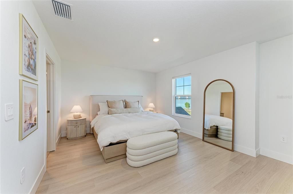 待售: $550,000 (3 贝兹, 2 浴室, 1776 平方英尺)