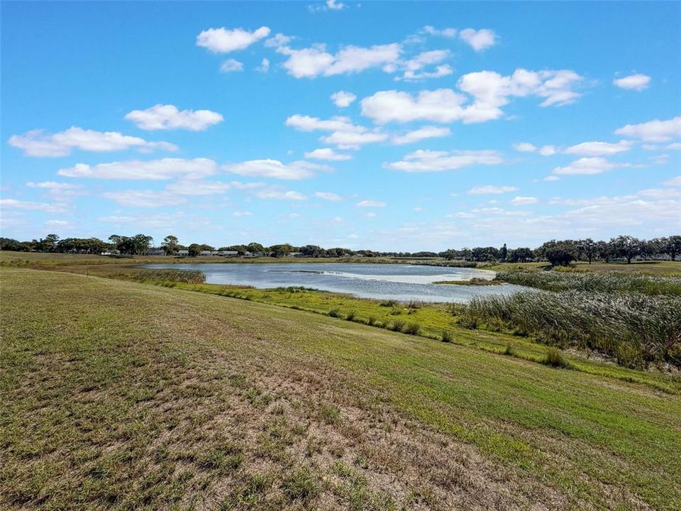 待售: $110,000 (2 贝兹, 2 浴室, 954 平方英尺)