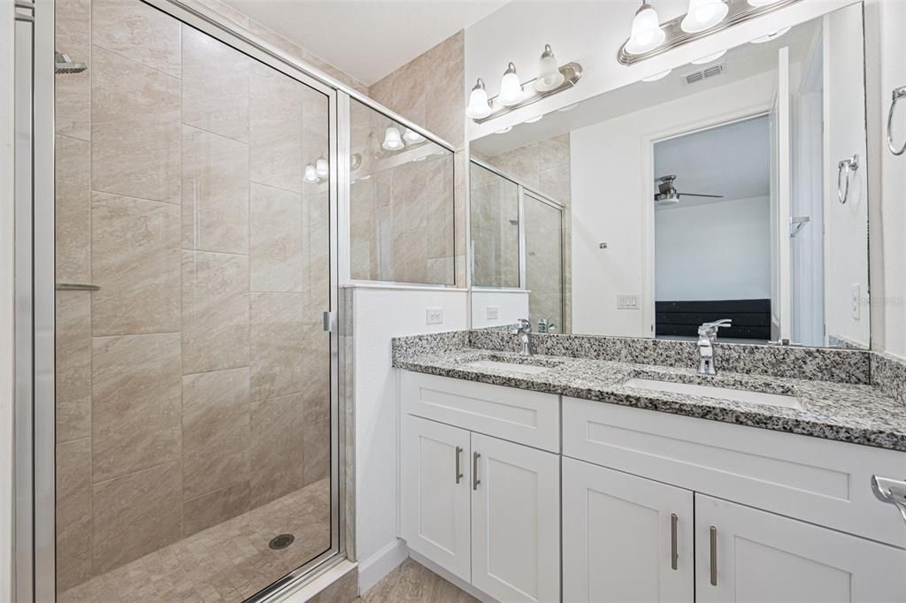 For Sale: $499,999 (4 beds, 3 baths, 1786 Square Feet)