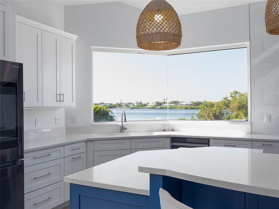 На продажу: $1,995,000 (3 спален, 3 ванн, 2950 Квадратных фут)