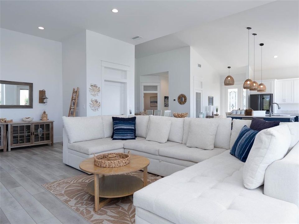 На продажу: $1,995,000 (3 спален, 3 ванн, 2950 Квадратных фут)