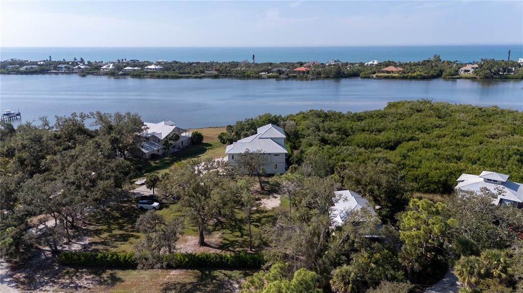 На продажу: $1,995,000 (3 спален, 3 ванн, 2950 Квадратных фут)