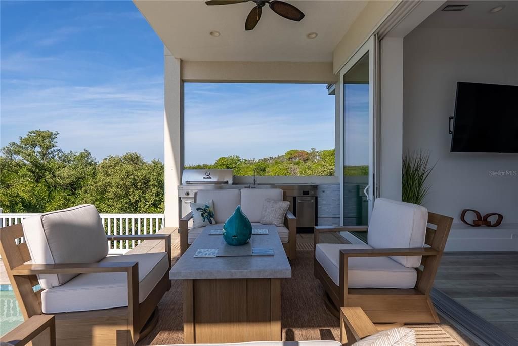 На продажу: $1,995,000 (3 спален, 3 ванн, 2950 Квадратных фут)