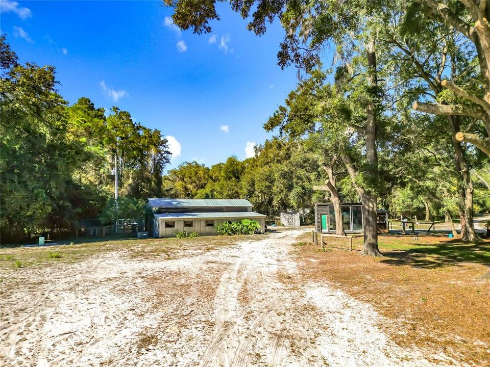 For Sale: $625,000 (3 beds, 1 baths, 1100 Square Feet)