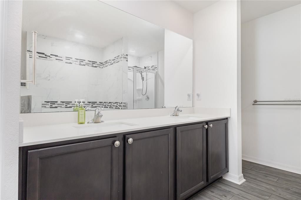 En Renta: $2,700 (4 camas, 2 baños, 1869 Pies cuadrados)