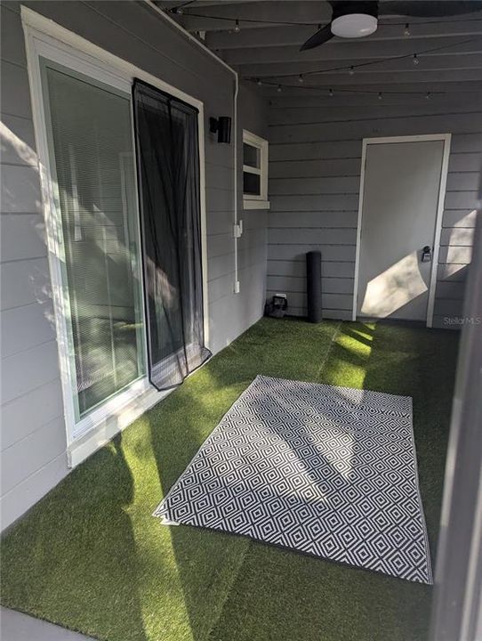 合同活跃: $1,875 (2 贝兹, 1 浴室, 786 平方英尺)