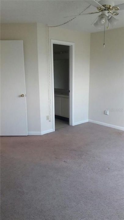 В аренду: $1,495 (2 спален, 2 ванн, 820 Квадратных фут)