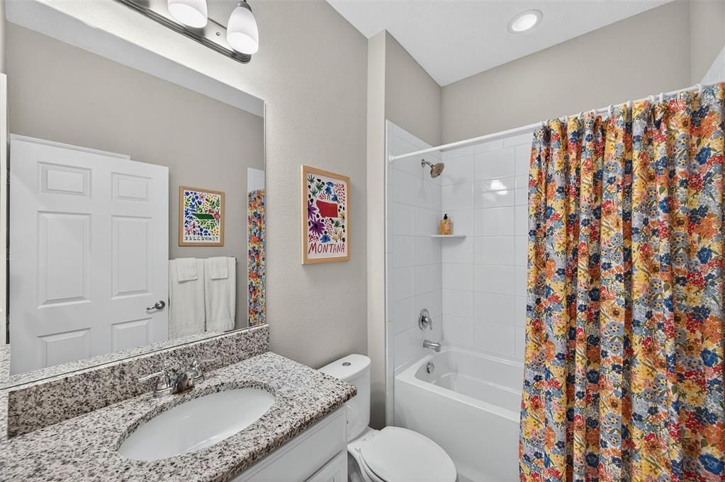 出租: $3,100 (4 贝兹, 3 浴室, 2311 平方英尺)