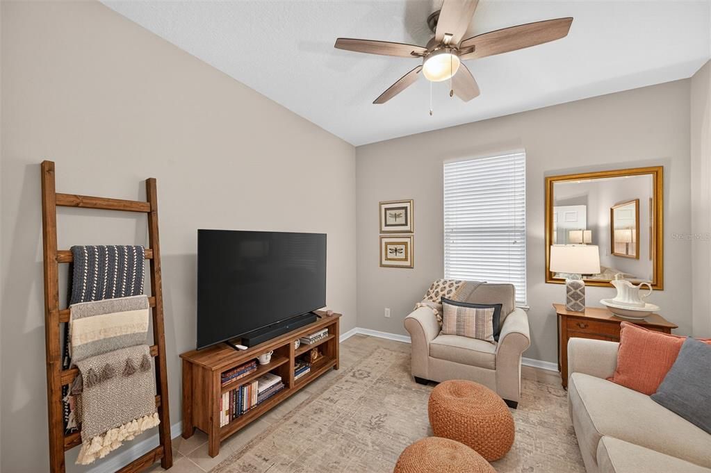 出租: $3,100 (4 贝兹, 3 浴室, 2311 平方英尺)