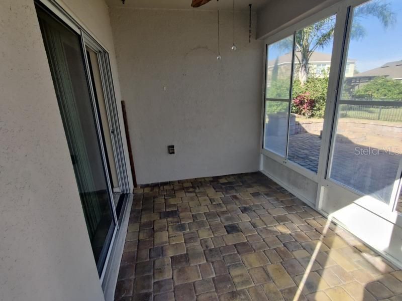 На продажу: $341,750 (4 спален, 2 ванн, 1806 Квадратных фут)