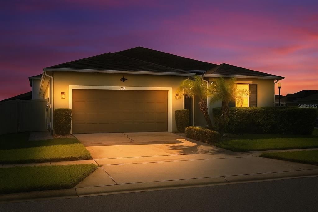 For Sale: $505,900 (3 beds, 2 baths, 2026 Square Feet)