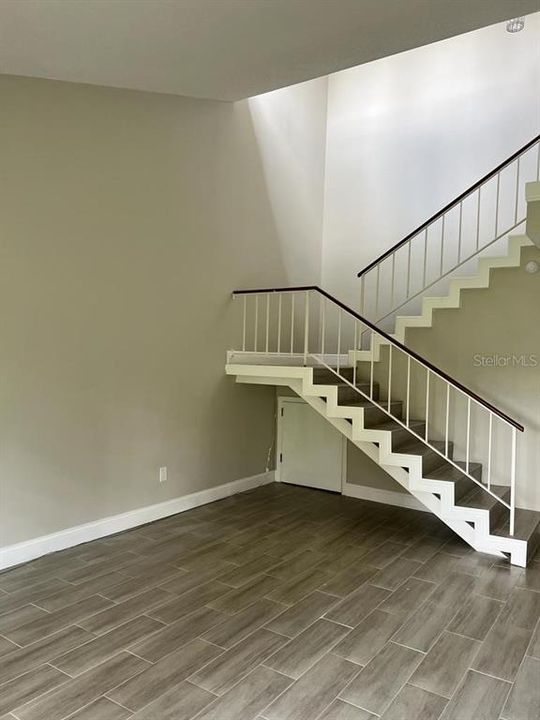 For Rent: $2,500 (3 beds, 3 baths, 1889 Square Feet)