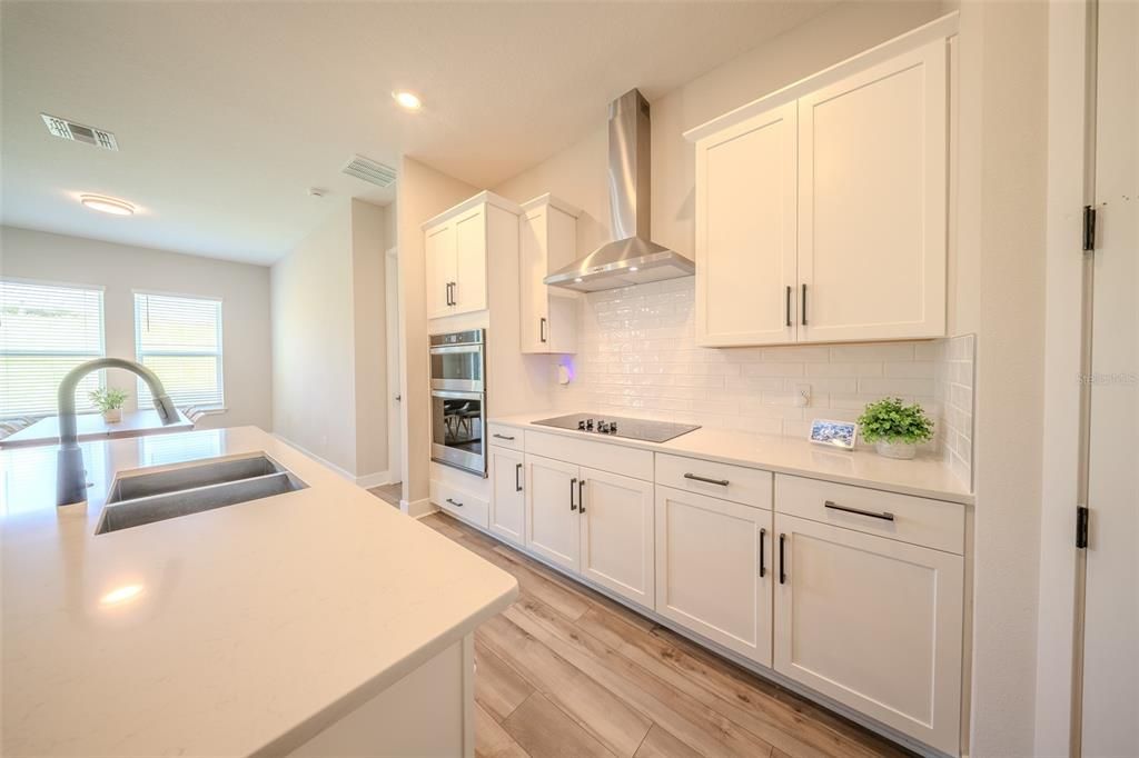 出租: $3,700 (3 贝兹, 2 浴室, 2072 平方英尺)