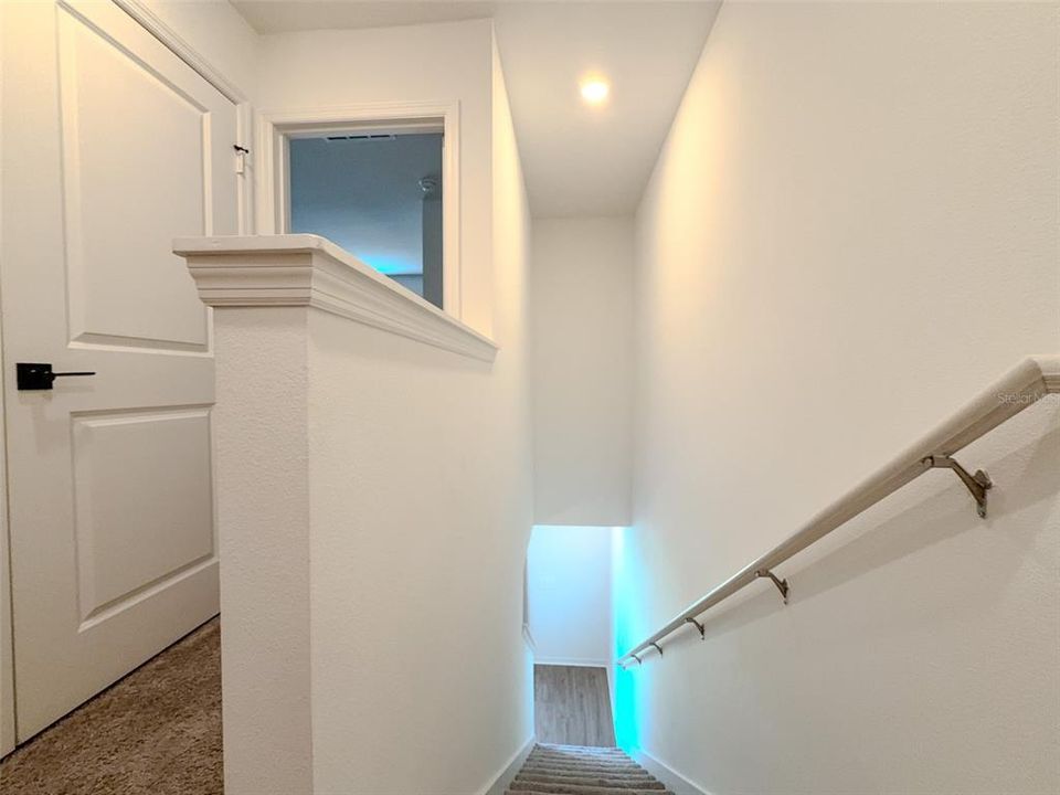 На продажу: $358,000 (3 спален, 2 ванн, 1453 Квадратных фут)