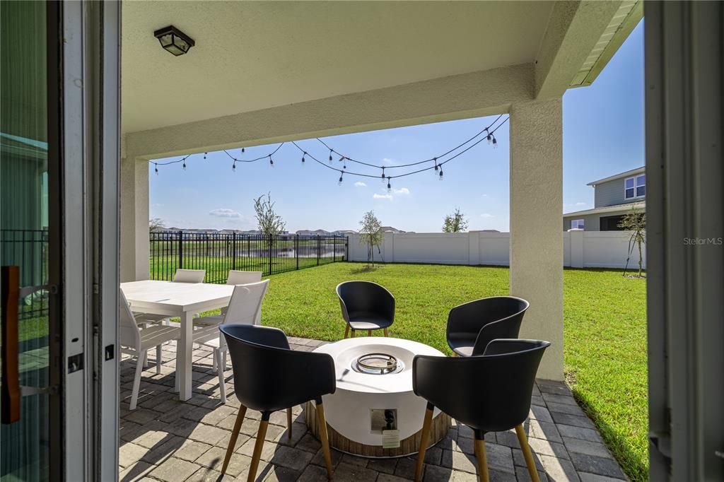 На продажу: $748,000 (5 спален, 3 ванн, 2551 Квадратных фут)