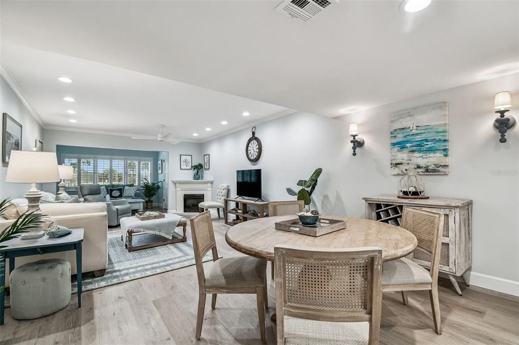 出租: $2,500 (2 贝兹, 1 浴室, 1100 平方英尺)