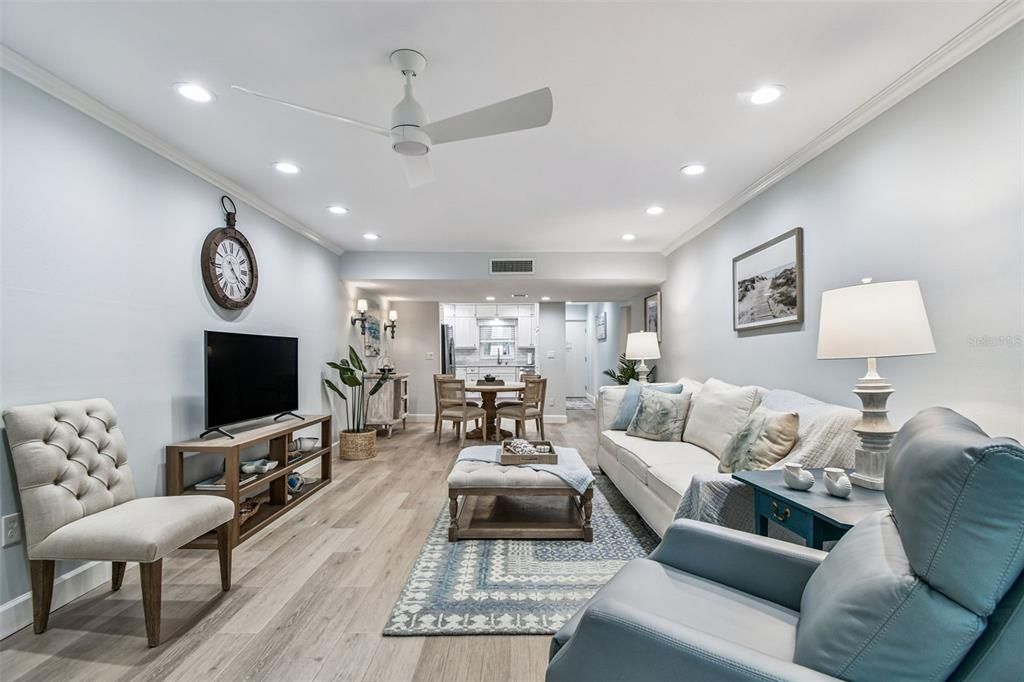 出租: $2,500 (2 贝兹, 1 浴室, 1100 平方英尺)