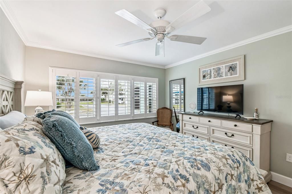 出租: $2,500 (2 贝兹, 1 浴室, 1100 平方英尺)