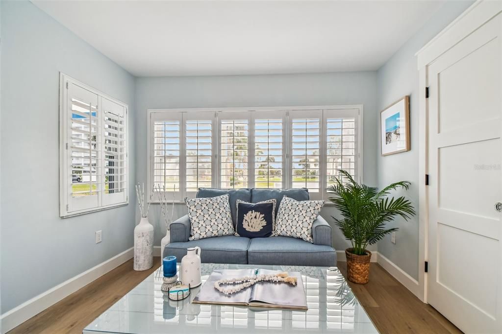 出租: $2,500 (2 贝兹, 1 浴室, 1100 平方英尺)