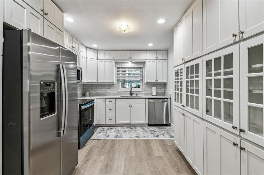 出租: $2,500 (2 贝兹, 1 浴室, 1100 平方英尺)